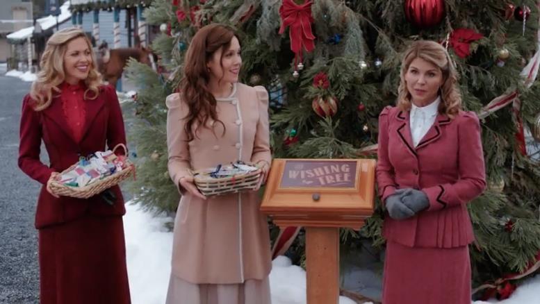 Rosemary Elizabeth and Abigail around the Whising Tree
