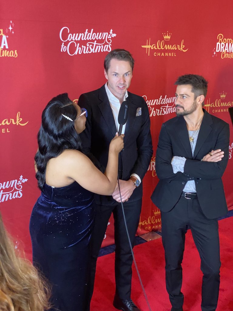RomaDrama Christmas Red carpet Dara Dear Hallmark Paul Campbell Tyler Hynes
