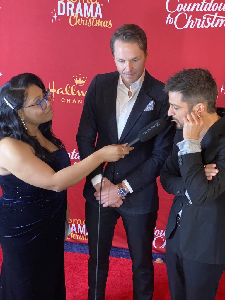 RomaDrama Christmas Red carpet Dara Dear Hallmark Paul Campbell Tyler Hynes